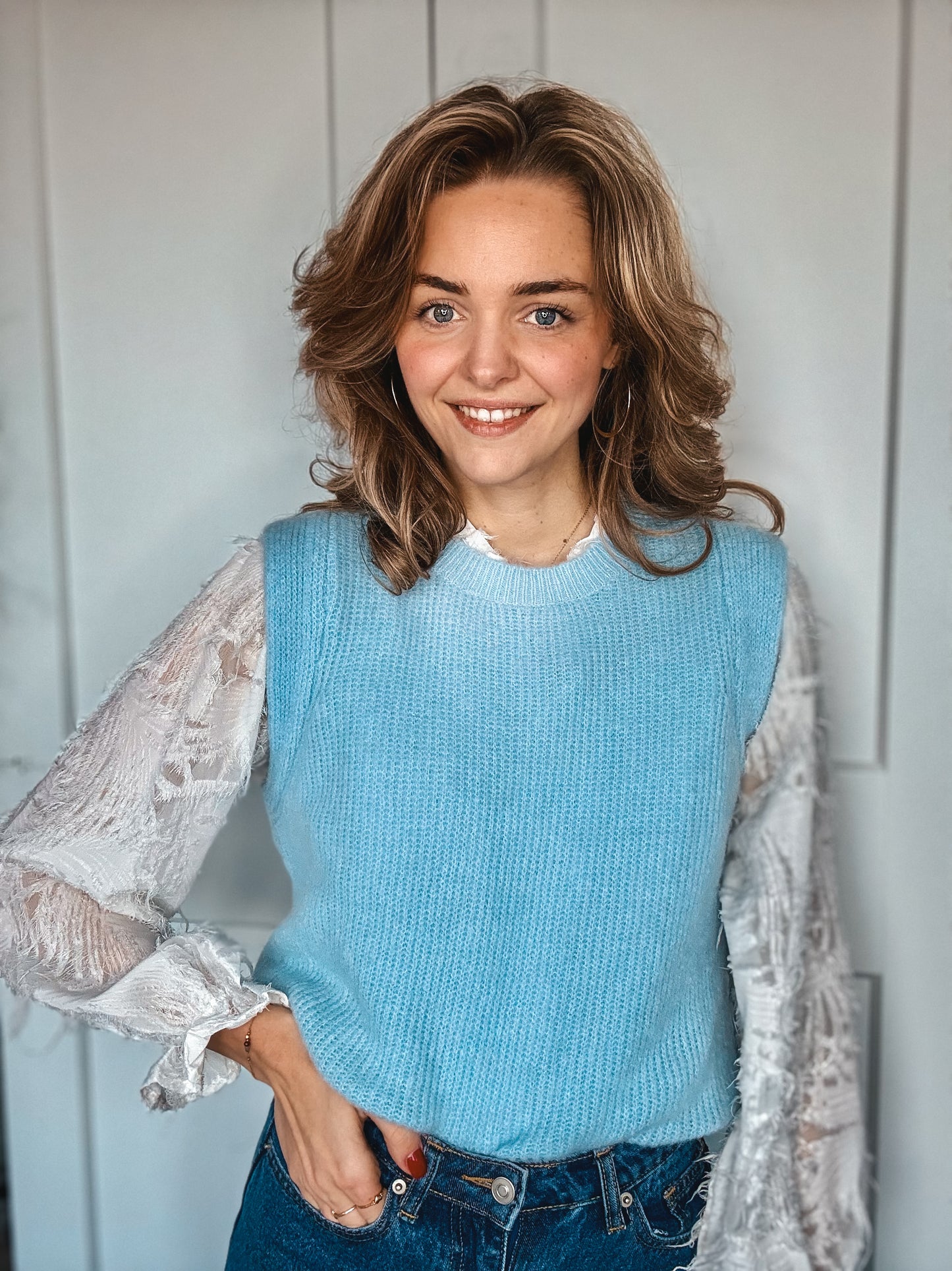 Lichtblauwe spencer